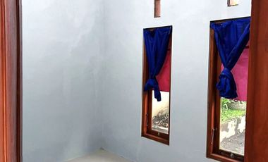 Rumah Apik Siap Huni di Perum Gawanan Colomadu