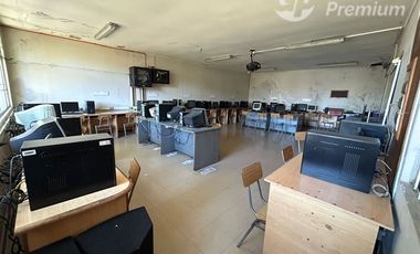 Sitio en Venta en Manuel Rodriguez 2040