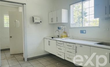 Casa en Arriendo en Avda. El Bosque/ Eliodoro Yáñez