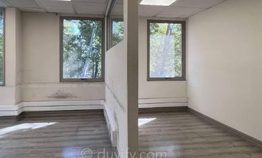 Oficina en Arriendo en Padre Mariano 285