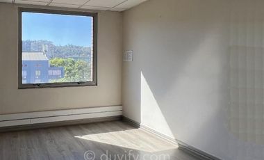 Oficina en Arriendo en Padre Mariano 285