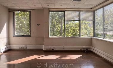 Oficina en Arriendo en Padre Mariano 285