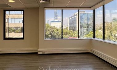 Oficina en Arriendo en Padre Mariano 285