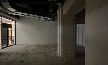 Local Comercial en Arriendo en Morandé 230