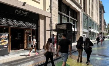 Local Comercial en Arriendo en Bandera 255