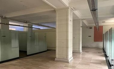 Local Comercial en Arriendo en Morandé 230