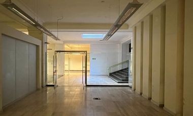 Local Comercial en Arriendo en Morandé 230