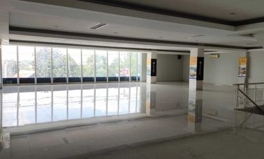 Gedung 4Lantai ex Showroom & bengkel mobil include Peralatan -OvenCat