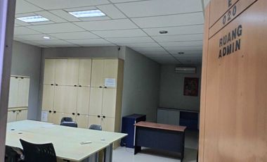 Gedung 4Lantai ex Showroom & bengkel mobil include Peralatan -OvenCat