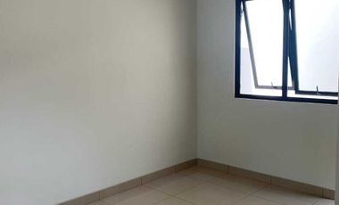 Sewa Rumah Murah 2 Lantai L6 Cluster Regia Summarecon Crown Gading 037