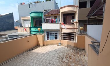 Dijual Cepat Rumah 4,5 lt di Jembatan Lima 4,25 x 16,60 m