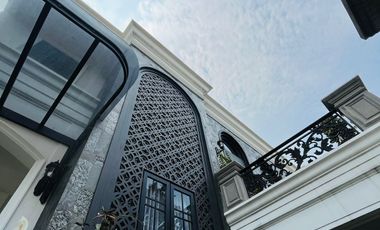 Rumah Mewah Modern Design Posisi Hook Di Citra Gran Cibubur Bekasi