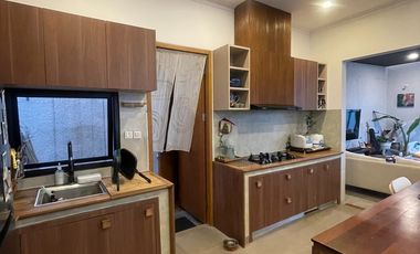 Disewakan Rumah 2 Lantai Di Ciputat Tangerang Selatan