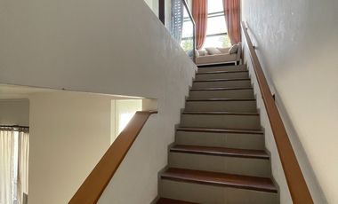 Disewakan Rumah 2 Lantai Di Ciputat Tangerang Selatan