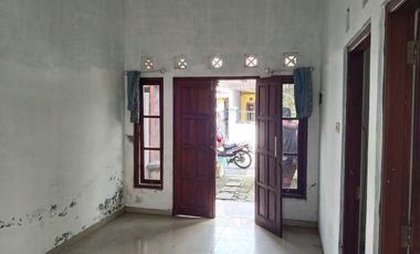 Rumah murah di solo baru area perumahan