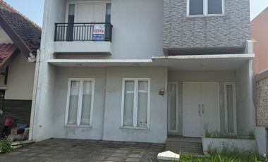 Rumah Sewa Alam Sutera 3br 2lt siap huni bagus dekat mall