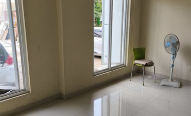 Rumah Sewa Alam Sutera 3br 2lt siap huni bagus dekat mall