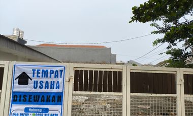 Tempat Usaha Ex Parikesit Cafe dan Seberangnya Super Indo DISEWAKAN