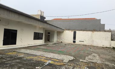 Tempat Usaha Ex Parikesit Cafe dan Seberangnya Super Indo DISEWAKAN