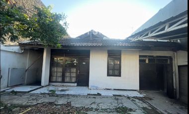 Dijual Rumah Hitung Tanah Mainroad Antapani Strategis