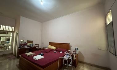 Rumah Nyaman 1 LT di Jl Cendrawasih Bintaro Jakarta Selatan