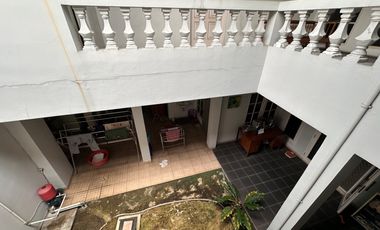 Rumah Nyaman 1 LT di Jl Cendrawasih Bintaro Jakarta Selatan