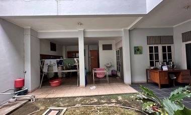 Rumah Nyaman 1 LT di Jl Cendrawasih Bintaro Jakarta Selatan