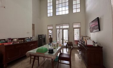 Rumah Nyaman 1 LT di Jl Cendrawasih Bintaro Jakarta Selatan