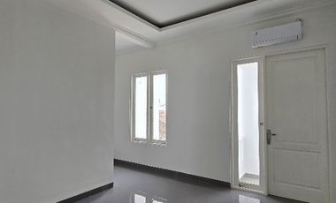 Brand New Rumah Siap Huni Dalam Cluster Bebas Banjir  Duren Sawit