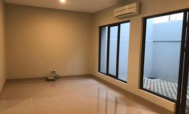 RUMAH SECOND PREMIER ESTATE 3 KRANGGAN LUAS 135M2