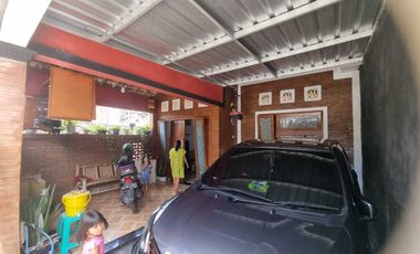 Jual Rumah di gedung kuning Yogyakarta