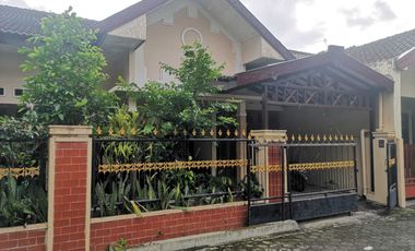 Jual Rumah dua lantai di Pandeyan UMBULHARJO Yogyakarta