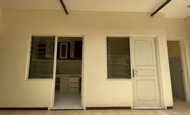 DISEWAKAN RUMAH SIAP HUNI NIRWANA REGENCY Surabaya