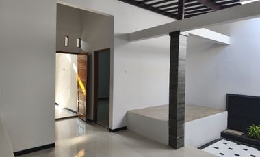 Rumah cluster cantik PURBAYAN solo