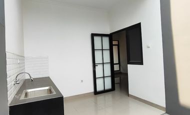 Rumah DP 0 dekat pintu tol Cimanggis, Depok