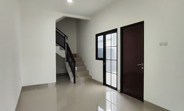 Rumah DP 0 dekat pintu tol Cimanggis, Depok