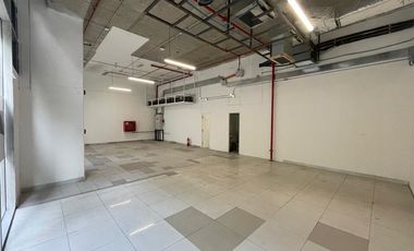 Local Comercial en Arriendo en cerro el plomo 5712