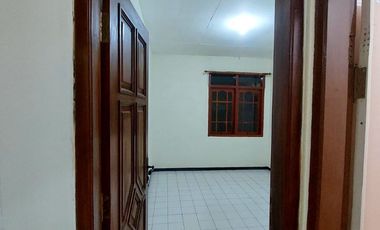 ‼️BAWAH PASAR‼️PERUMAHAN DELTA SARI INDAH DEKAT SBY SELATAN