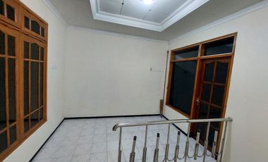 ‼️BAWAH PASAR‼️PERUMAHAN DELTA SARI INDAH DEKAT SBY SELATAN