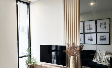 JUAL RUMAH MEWAH KOTA MADIUN memiliki 3 Kamar Tidur 2 Balkon