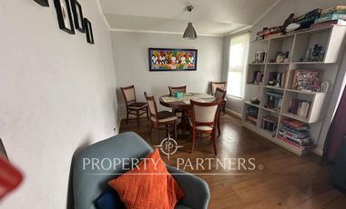 VENTA DE CASA EN BARRIO RESIDENCIAL CONSOLIDADO