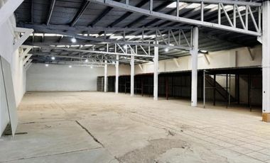 BODEGA COMERCIAL EN RENTA EN EL CENTRO DE TORREON, COAHUILA.