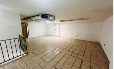 BODEGA COMERCIAL EN RENTA EN EL CENTRO DE TORREON, COAHUILA.