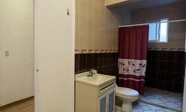 SAUCES I, CASA EN VENTA CON AMPLIACION