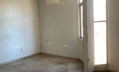 Local Comercial en Arriendo en Juana Ross con Independencia