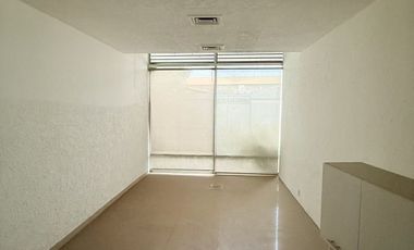 Local Comercial / Oficina en Venta – Condominio Guadalajara