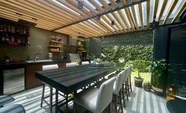 Garden House en Venta en Hacienda de las Palmas