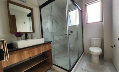 ESTRENA CASA CON ROOF GARDEN, 3 HAB EN ZIRÉ