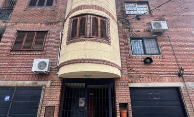 DEPARTAMENTO DE 3 AMBIENTES AL FRENTE