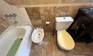 DEPARTAMENTO DE 3 AMBIENTES AL FRENTE